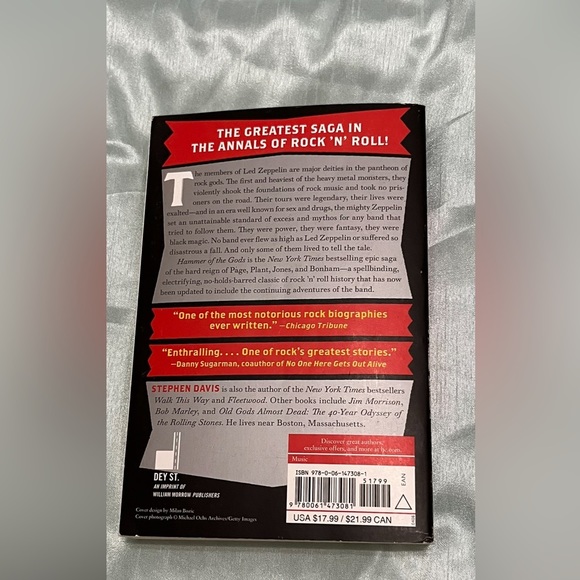 Hammer of The Gods Book. - Picture 2 of 6